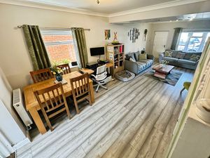 SILCOTT STREET- click for photo gallery